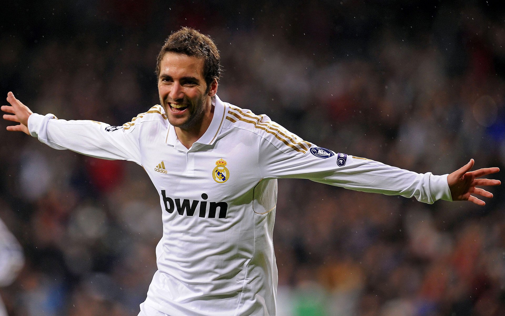 后疫情时代：足球比赛的安全防控措施，足球比赛安全措施方案